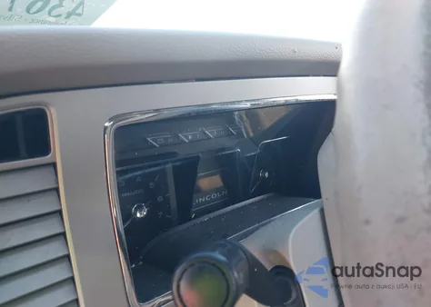 2010 Lincoln Navigator from USA, damaged, VIN 5LMJJ2J53AEJ07614